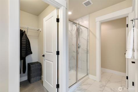 4612 186th Place SE Bothell WA 98012