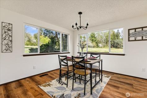 987 E Crescent Harbor Road Oak Harbor WA 98277