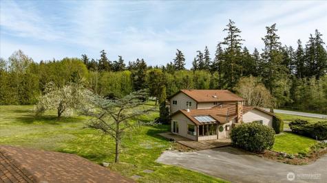 987 E Crescent Harbor Road Oak Harbor WA 98277