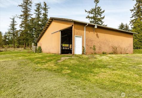 987 E Crescent Harbor Road Oak Harbor WA 98277