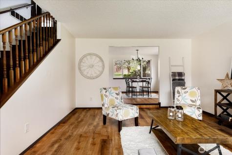 987 E Crescent Harbor Road Oak Harbor WA 98277