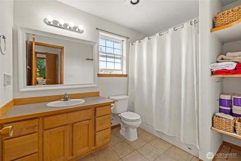 7037 Yukon Way Ferndale WA 98248