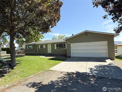 522 Ironwood Street Omak WA 98841