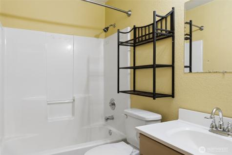 71 NE Lorrain Court Belfair WA 98528