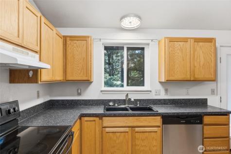 71 NE Lorrain Court Belfair WA 98528