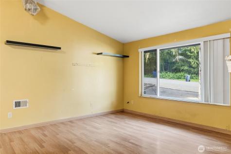71 NE Lorrain Court Belfair WA 98528