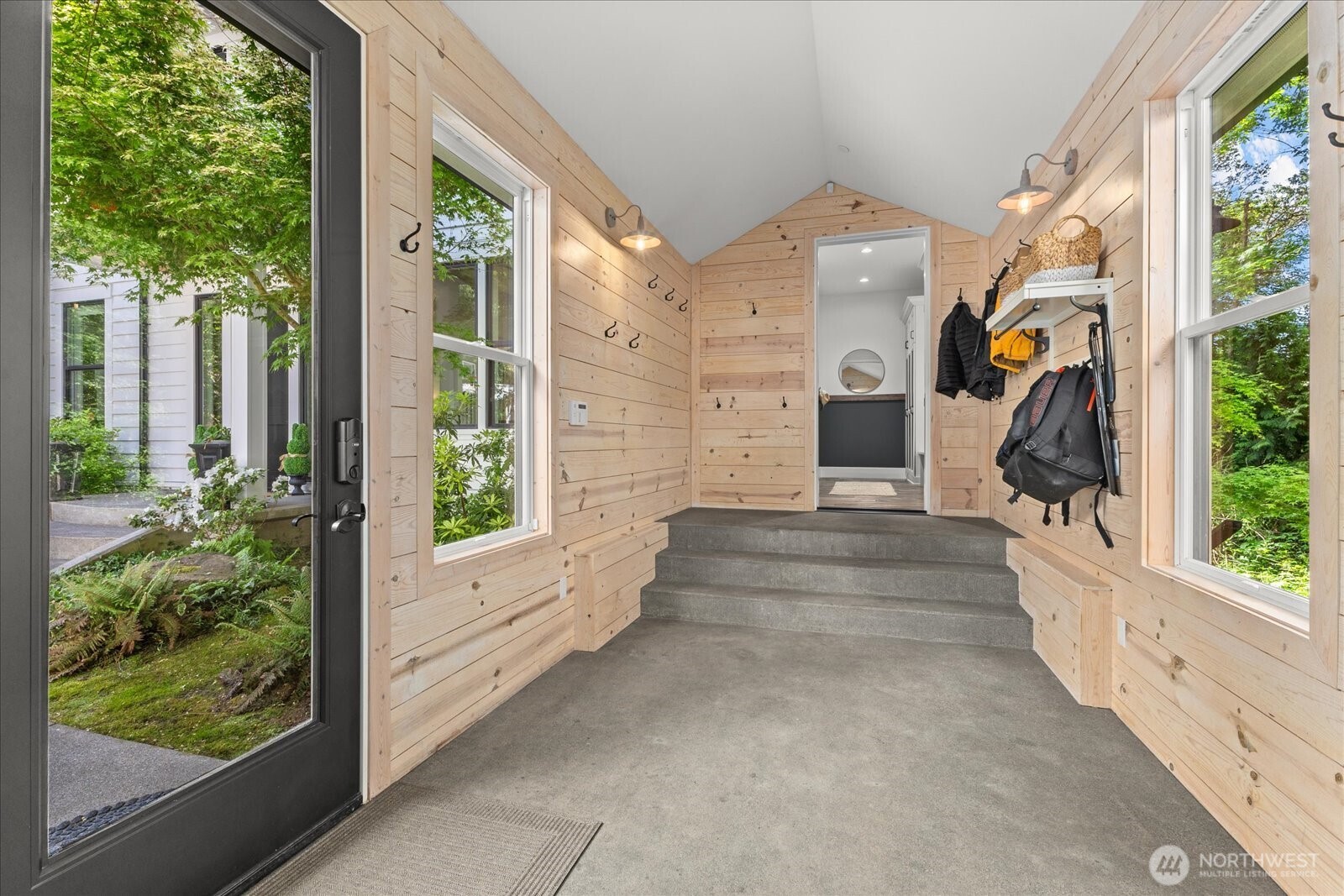1723 N 128th Street Seattle WA 98133