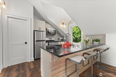 1723 N 128th Street Seattle WA 98133