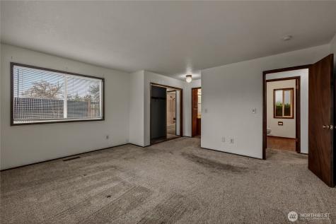 1856 4th Street SE East Wenatchee WA 98802