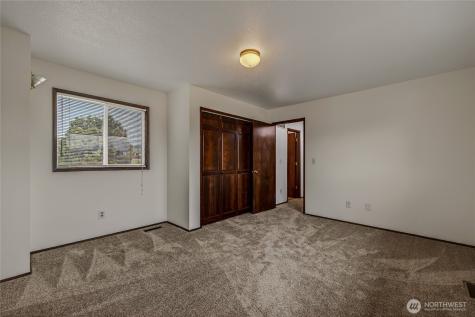 1856 4th Street SE East Wenatchee WA 98802