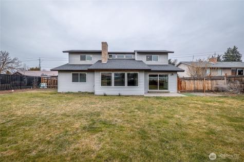 1856 4th Street SE East Wenatchee WA 98802