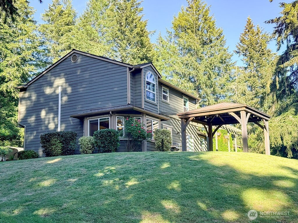 8610 Long Lake Road SE Port Orchard WA 98367