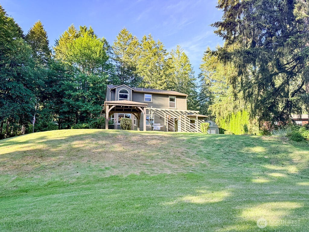 8610 Long Lake Road SE Port Orchard WA 98367