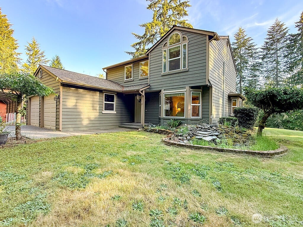 8610 Long Lake Road SE Port Orchard WA 98367