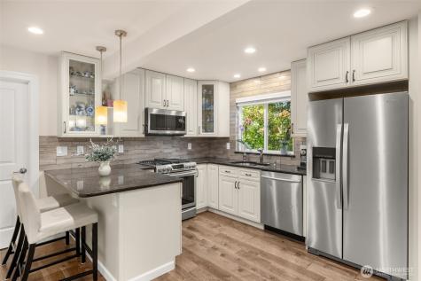 14102 SE 42nd Street Bellevue WA 98006