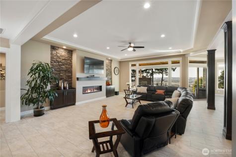 518 64th Avenue Ct East Fife WA 98424