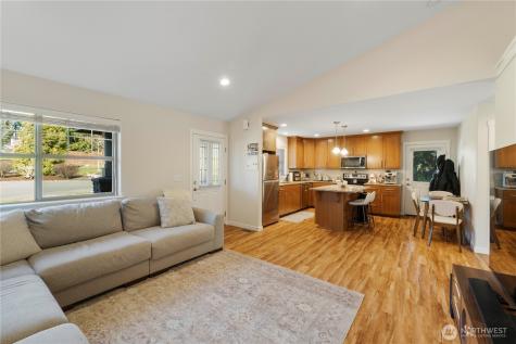 518 64th Avenue Ct East Fife WA 98424