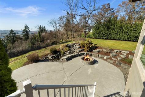 518 64th Avenue Ct East Fife WA 98424
