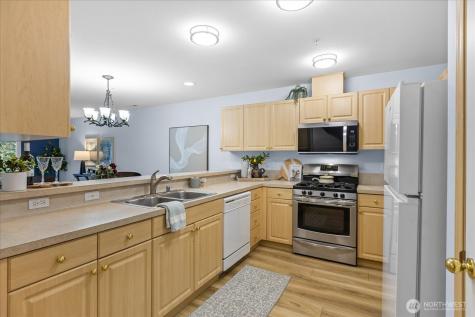 15414 35th Avenue W Lynnwood WA 98087