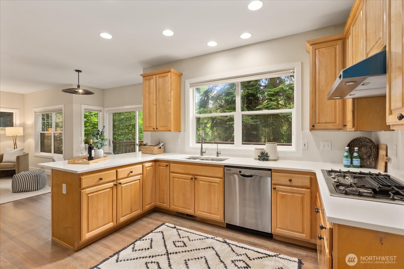 6592 127th Place SE Bellevue WA 98006