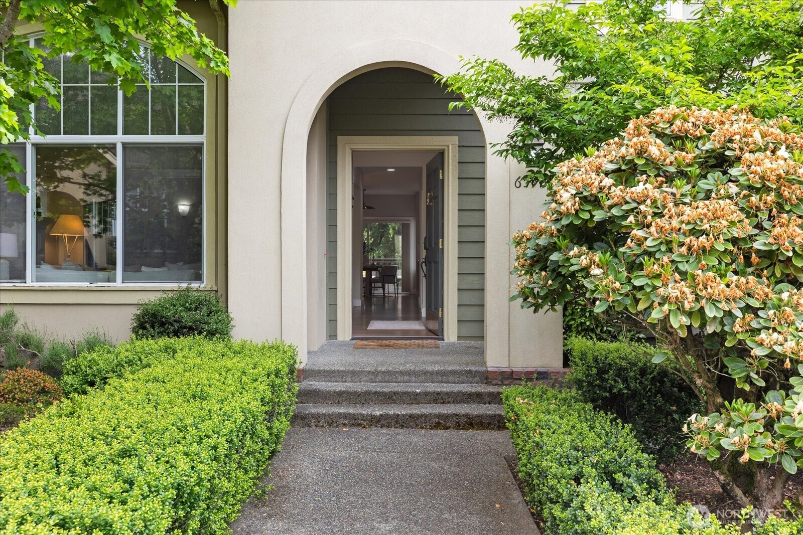 6592 127th Place SE Bellevue WA 98006