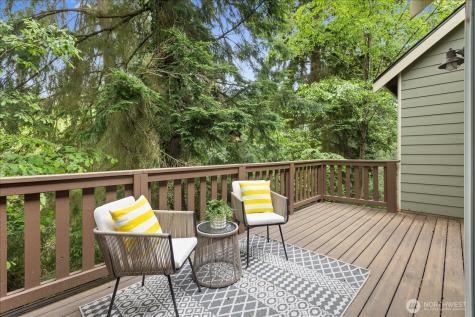6592 127th Place SE Bellevue WA 98006