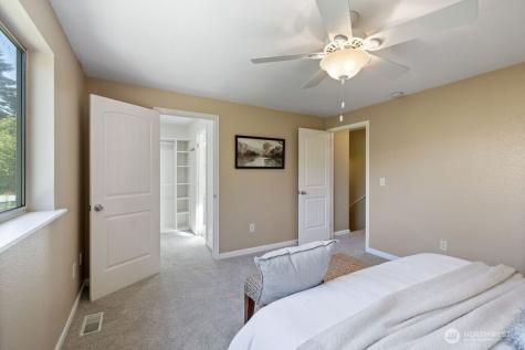 10421 92 Street Ct SW Tacoma WA 98498