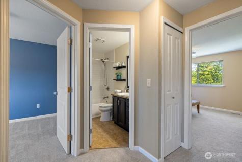 10421 92 Street Ct SW Tacoma WA 98498