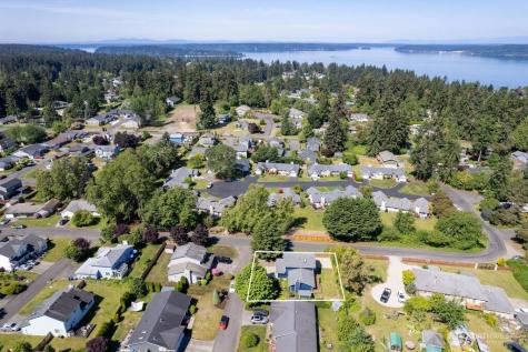 10421 92 Street Ct SW Tacoma WA 98498