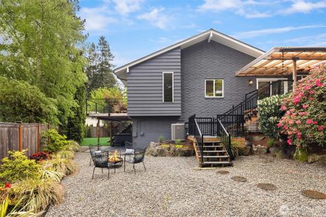 2119 182nd Avenue NE Redmond WA 98052