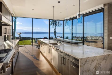 22702 Dogwood Lane Woodway WA 98020