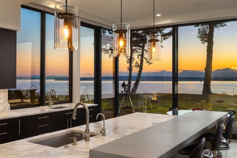 22702 Dogwood Lane Woodway WA 98020