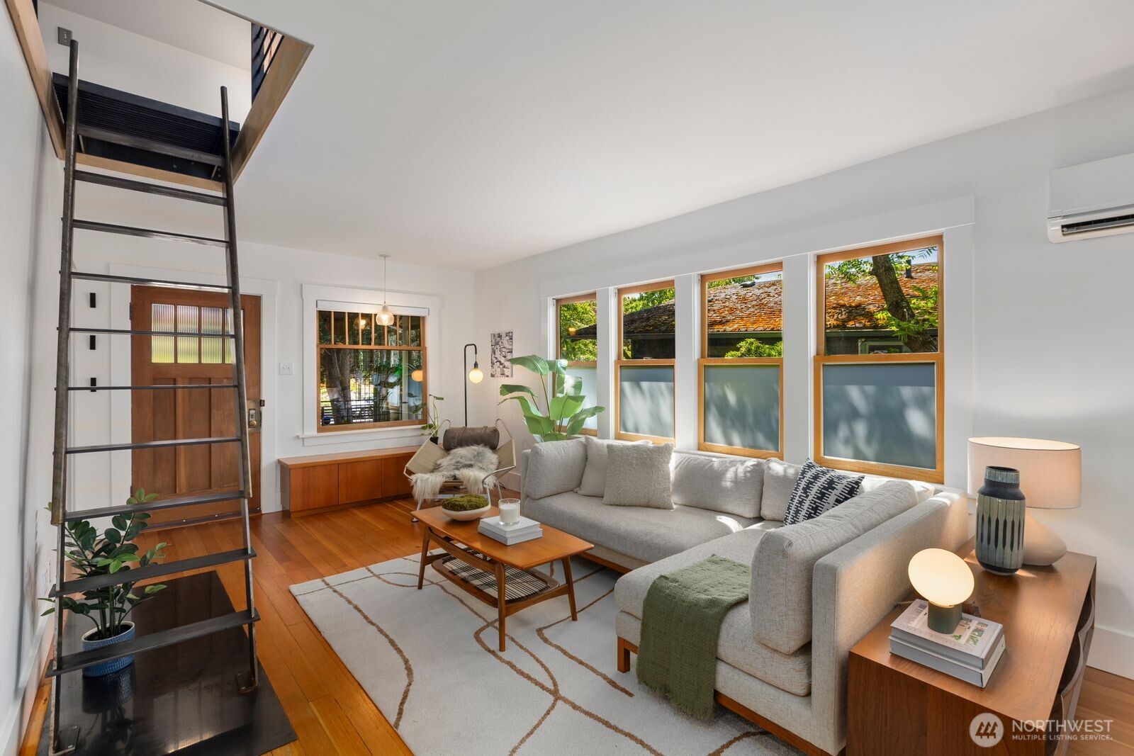 6029 45th Avenue SW Seattle WA 98136