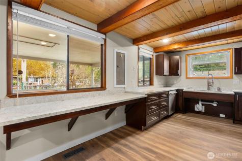 125 41st Avenue NE Olympia WA 98506