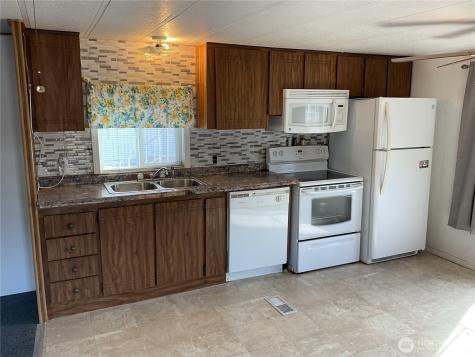 5629 113th Avenue E Puyallup WA 98372