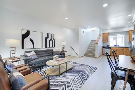 3928 14th Seattle WA 98108