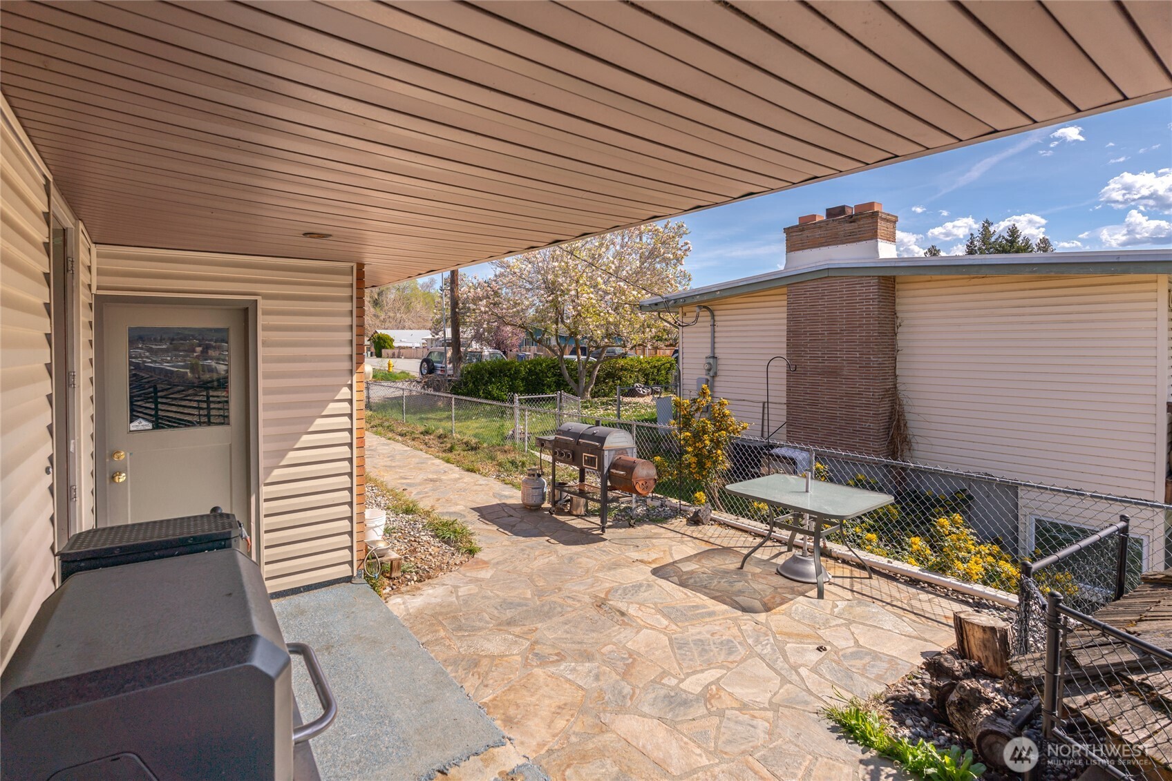 1210 N Ashland Avenue East Wenatchee WA 98802