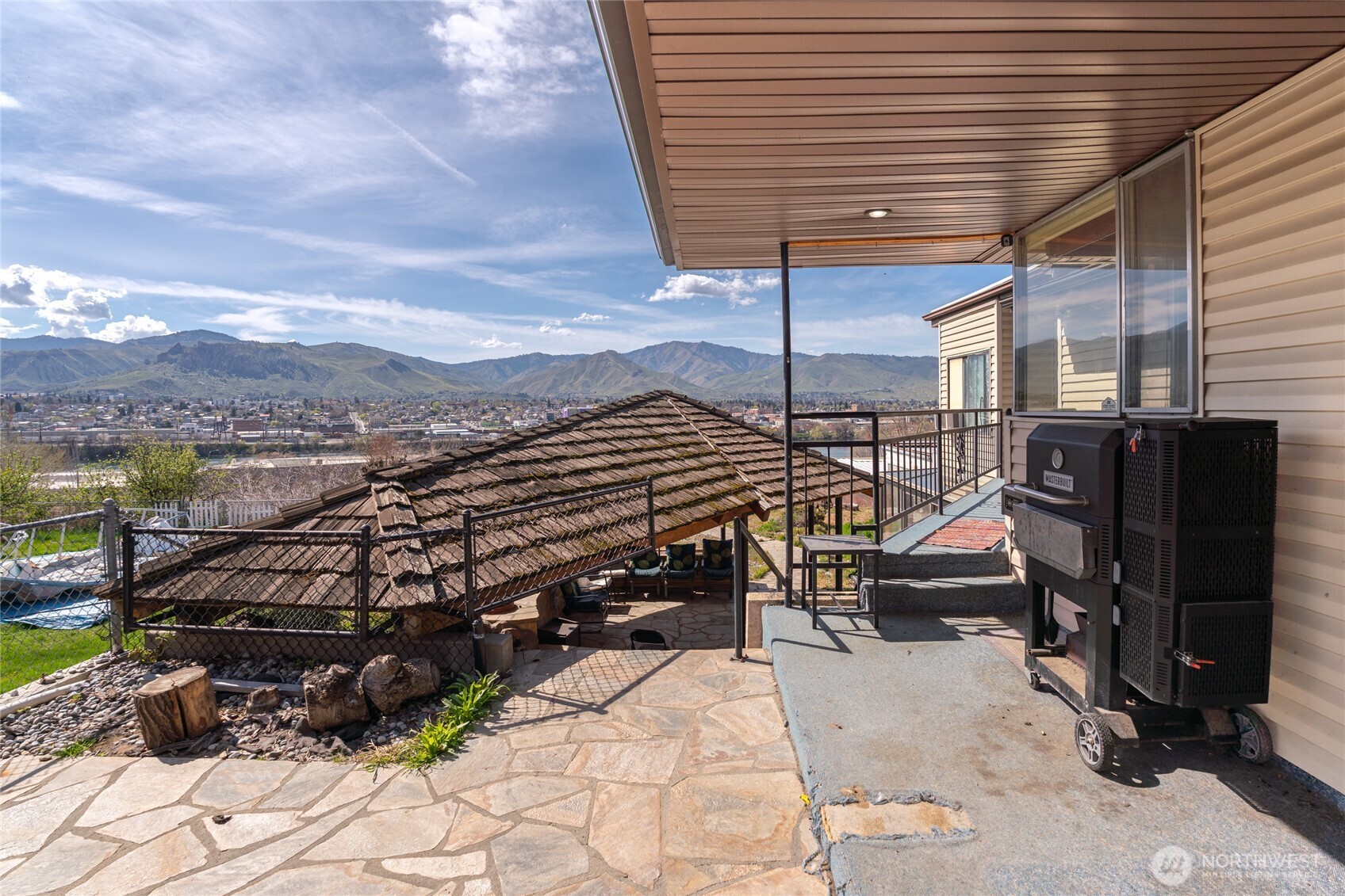 1210 N Ashland Avenue East Wenatchee WA 98802