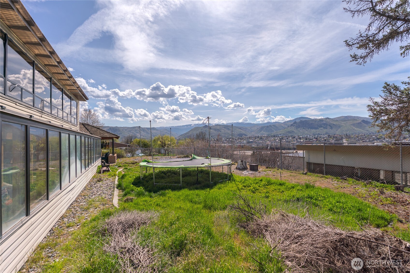 1210 N Ashland Avenue East Wenatchee WA 98802