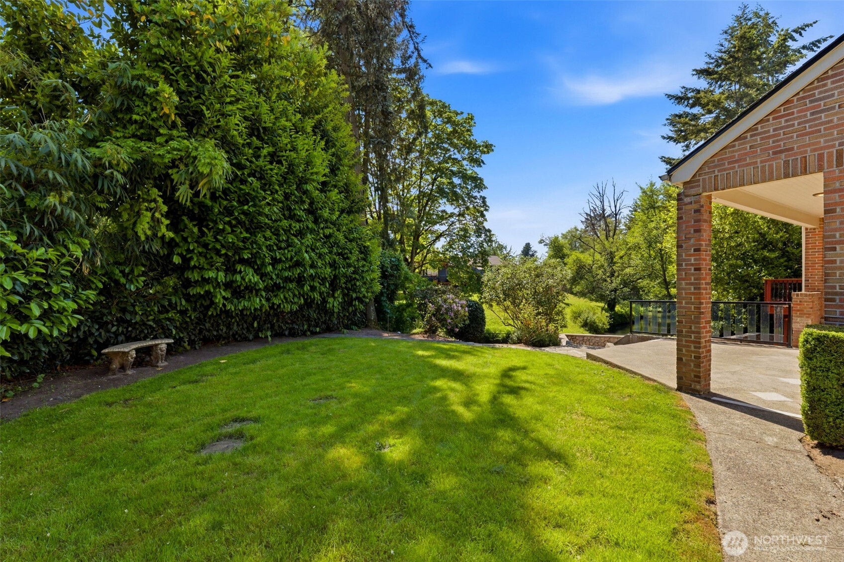 6722 River Road E Puyallup WA 98371