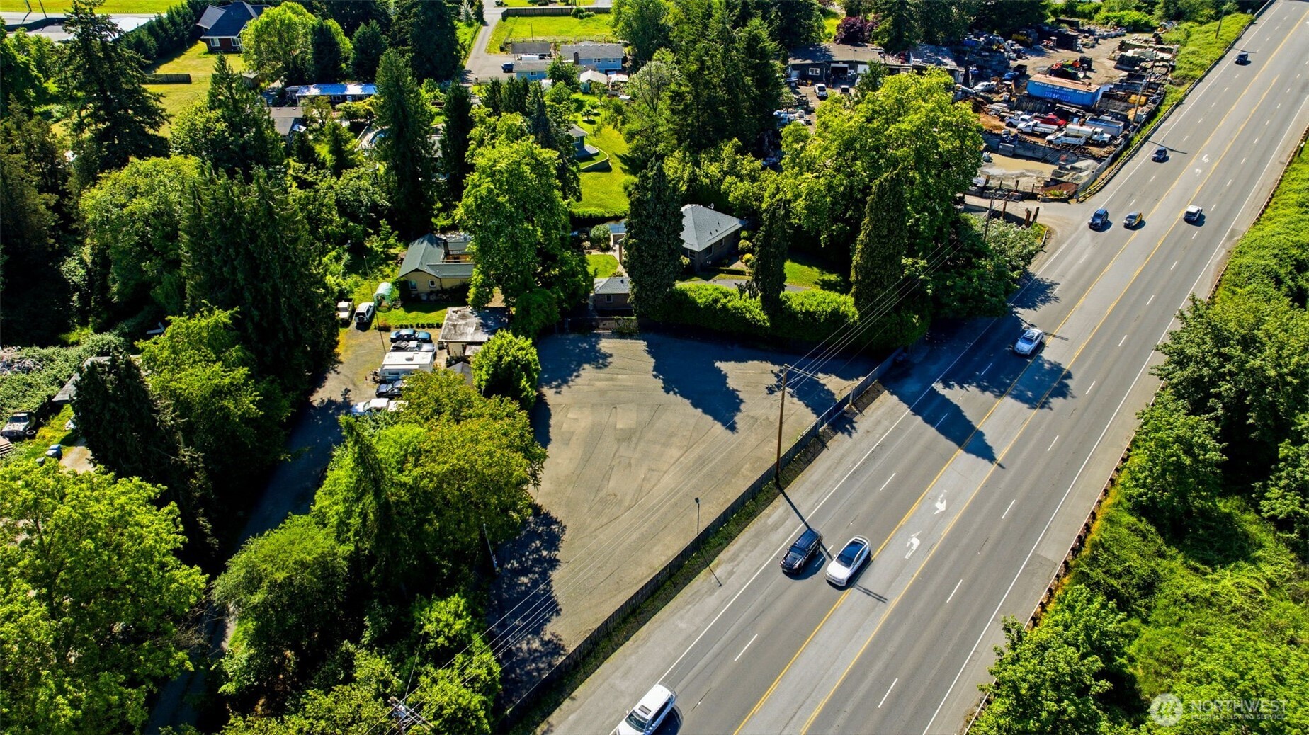 6722 River Road E Puyallup WA 98371