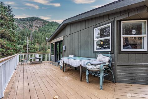 65 Sandstone Lane Cashmere WA 98815