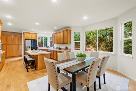 451 150th Place NE Bellevue WA 98007