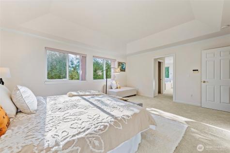 451 150th Place NE Bellevue WA 98007