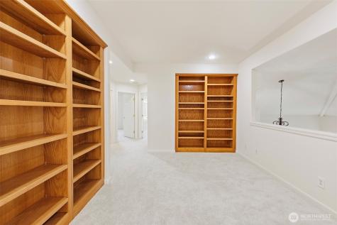 451 150th Place NE Bellevue WA 98007