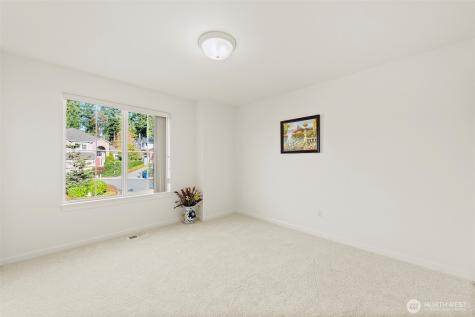 451 150th Place NE Bellevue WA 98007