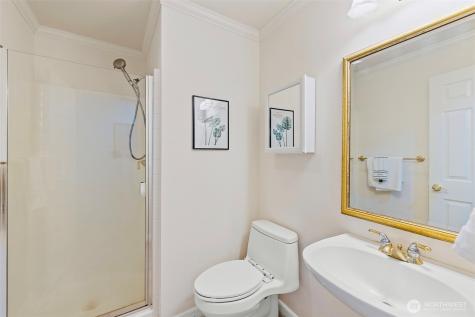 451 150th Place NE Bellevue WA 98007