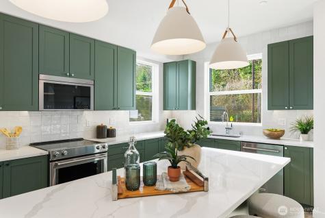714 Newport Way NW Issaquah WA 98027