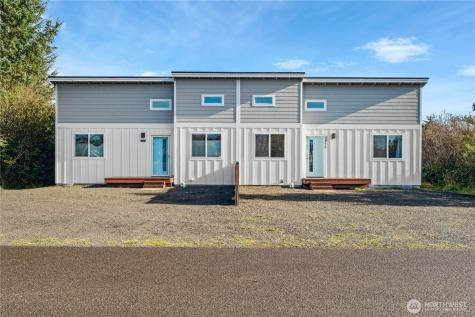 944 Wawona Avenue Ocean Shores WA 98569
