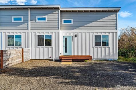 944 Wawona Avenue Ocean Shores WA 98569
